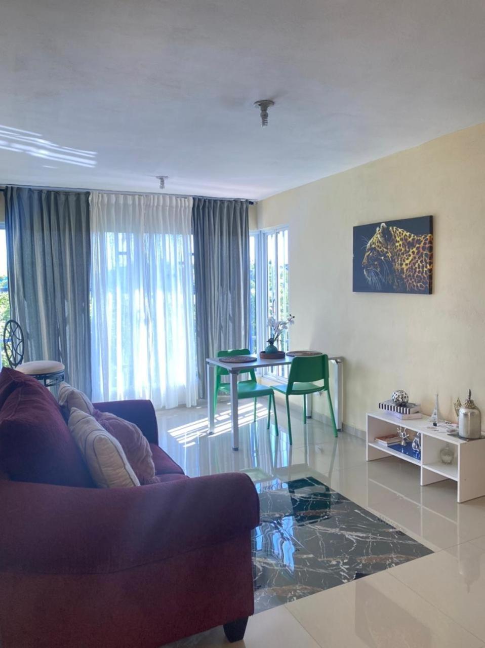 Tiny Apartment By Merengue House ,8 Minutos Airport Санто-Домінго Екстер'єр фото